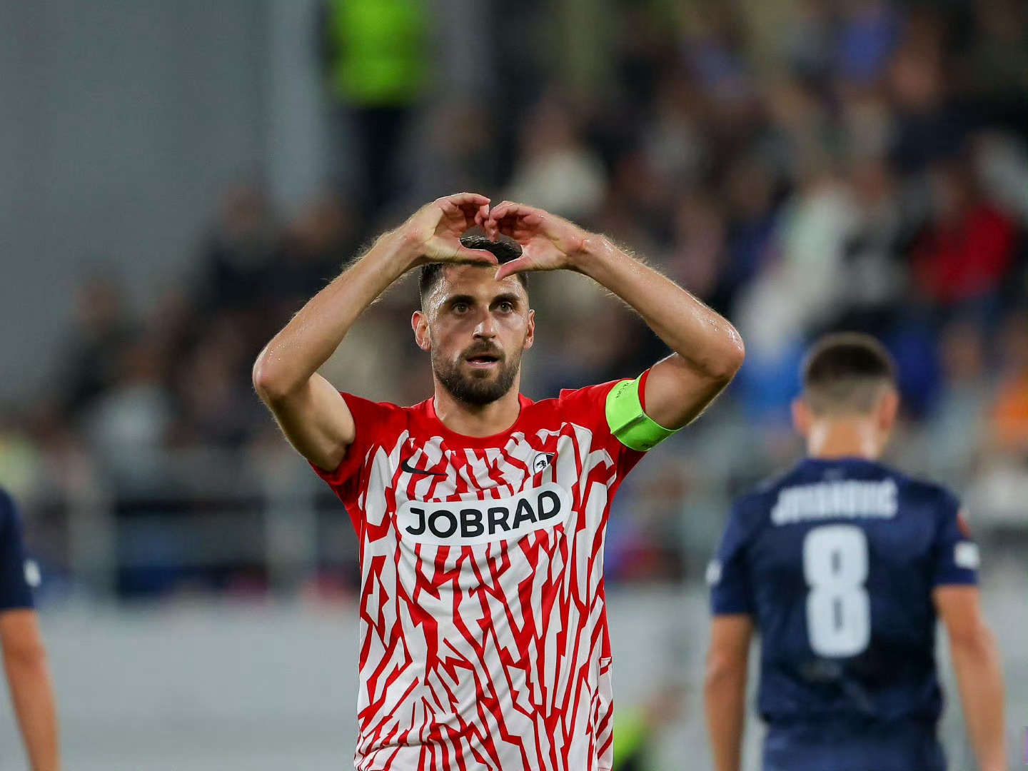 九游账号登录中心官网-包含今晨新奥尔良鹈鹕调整名单以备德甲，战术微调环节打磨，悬念犹存，年轻球员得到机会的词条